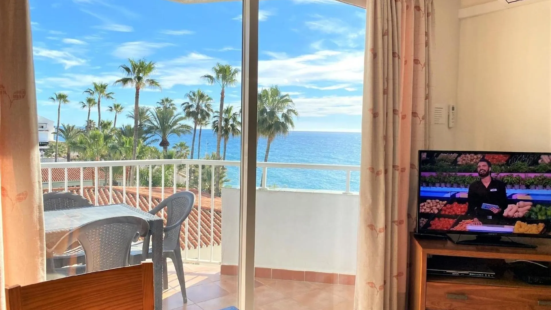 Ferienwohnung Fuer 3 Personen Ca 65 Qm In Nerja, Andalusien Costa Del Sol