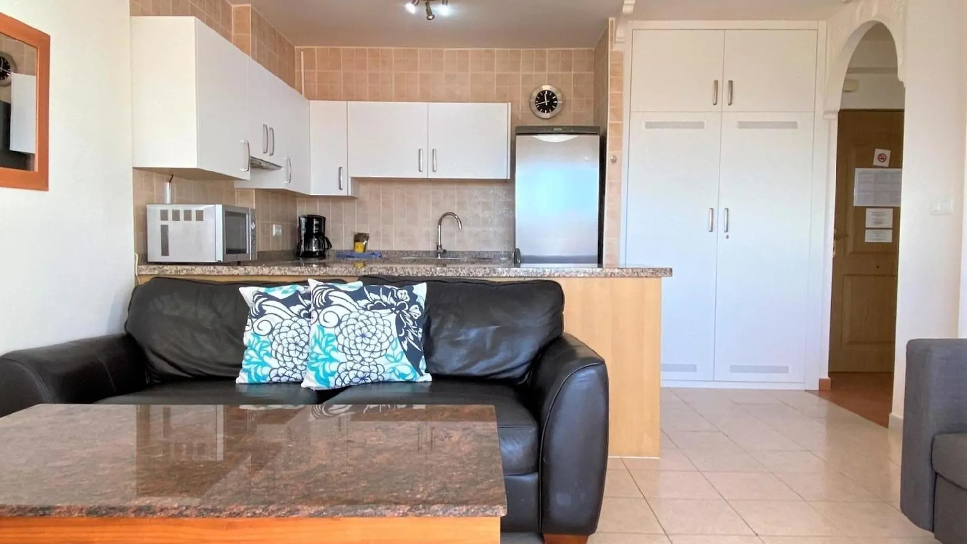 Ferienwohnung Fuer 3 Personen Ca 65 Qm In Nerja, Andalusien Costa Del Sol Apartment